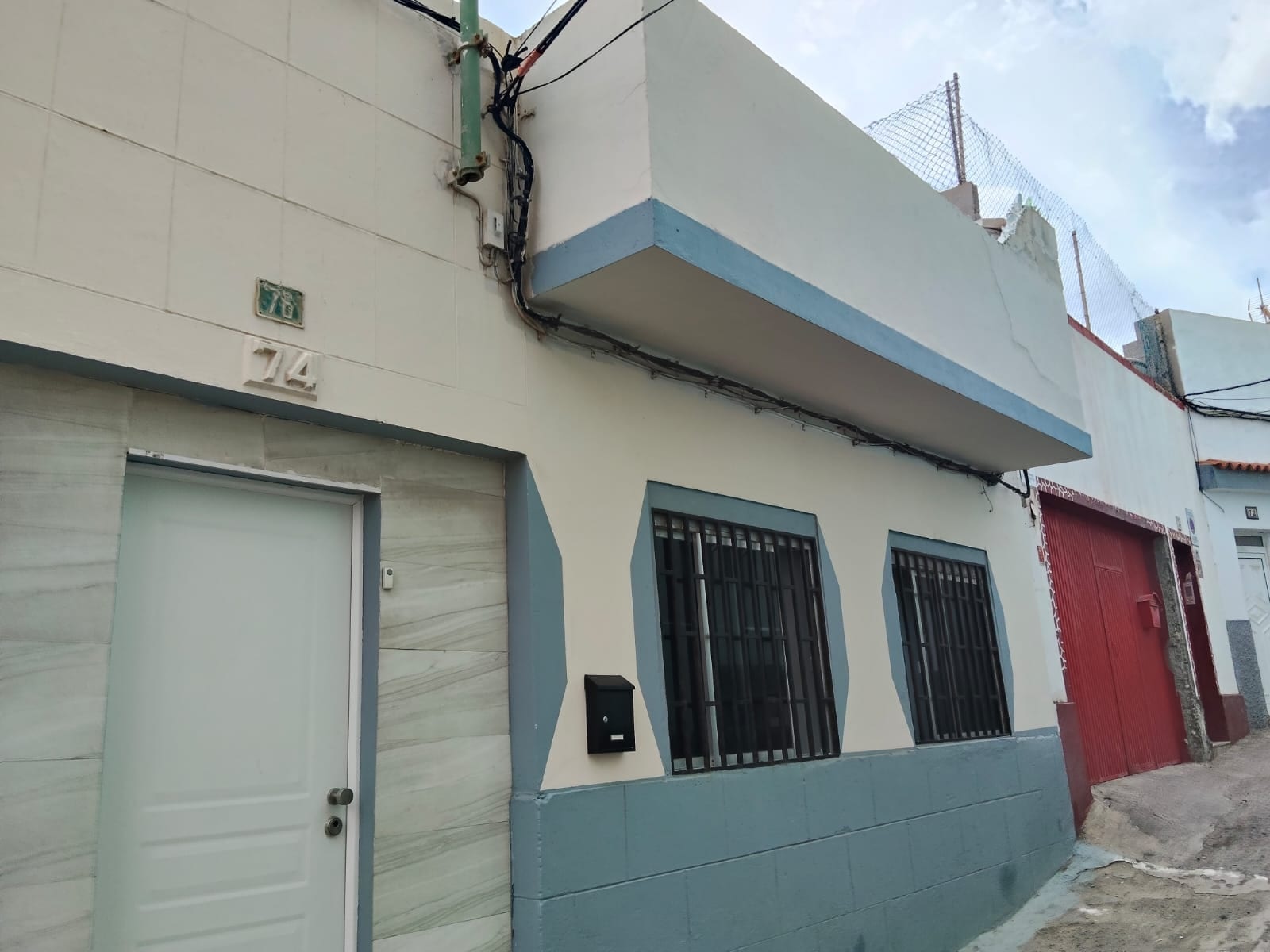 ¡Atención inversores! Activo en venta en Las Palmas de Gran Canaria – inmueble ocupado sin posesión. — foto 1 de 4